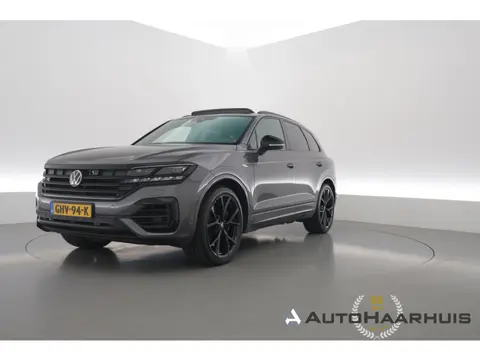 Volkswagen Touareg 3.0 TSI 462pk eHybrid 4MOTION R | Rijklaar! | Elek. Trekhaak | Luchtvering | Vent