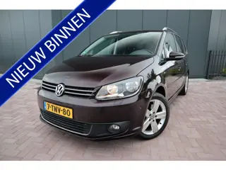 Volkswagen Touran 1.4 TSI Comfortline Life 7p. Automaat Panoramadak Stoelverwarming Navigatie Trekha