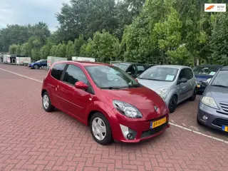 Renault Twingo 1.2-16V Dynamique airco! elektrische ramen! centrale deurvergrendeling op afstandsbed