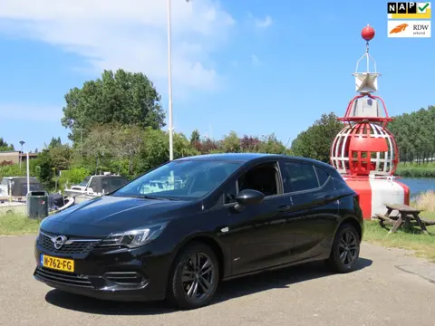 Opel Astra 1.2 Design & Tech *2e EIG *NAVI *CAMERA *CRUISE