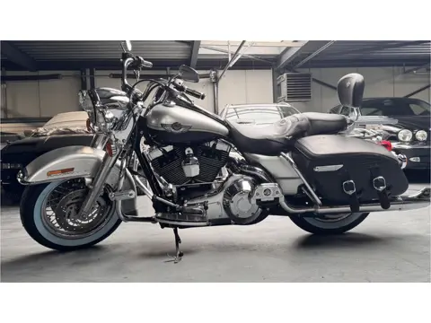 Harley-Davidson 88 FLHRCI Road King Classic Anniversary 2003 , 5HD1 uitvoering, weinig KM's