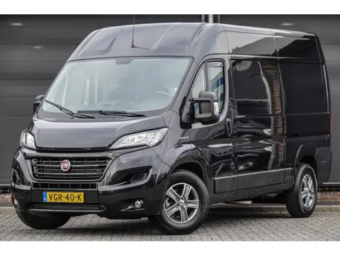 Fiat Ducato L2H2 2.3MultiJet 140Pk Aut. | 33 | Stoel-Bank | Achteruitrijcamera | Trekhaak | 16''