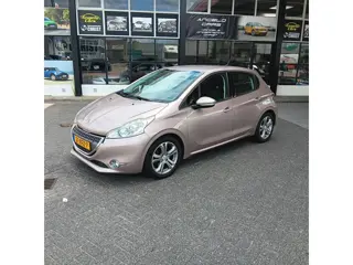 Peugeot 208 1.6 VTi Allure