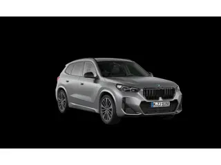 BMW X1 xDrive30e | M-Sport | Live Cockpit | Panorama | Leder/Alcantara | Memory | H&K | ACC | Trekha