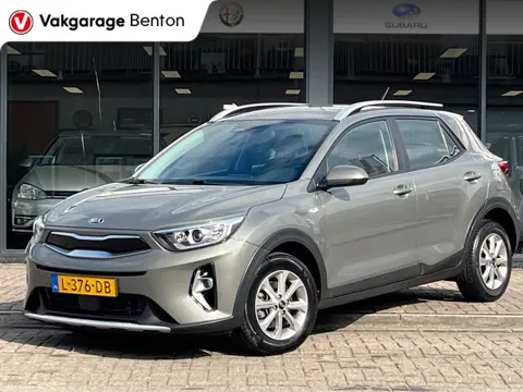 Kia Stonic 1.0 T-GDi MHEV DynamicLine | Trekhaak | Apple CarPlay | Android Auto | Camera | Cruise Co