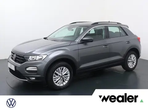 Volkswagen T-Roc 1.5 TSI Style | 150 PK | Automaat | Trekhaak | Adaptive cruise control | Navigaties
