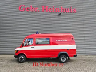Mercedes-Benz 400-serie 410 Petrol 12.000 Km Like New!