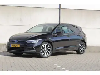 Volkswagen Golf 1.5 eTSI Style - automaat - acc - stoelverwarming