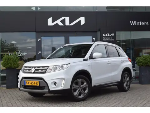 Suzuki Vitara 1.6 Style | Trekhaak | Navigatie | Camera | Cruise + Climate Control |
