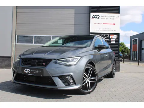 SEAT Ibiza 1.5 TSI 150PK|FR|18''LM|ALCANTARA|NAVI|LED|PDC V+A|VOLL