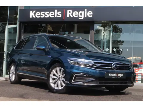 Volkswagen Passat Variant 1.4 TSI PHEV GTE Pano | Matrix Led | Virtual | 360 Camera | Memory | Stuur