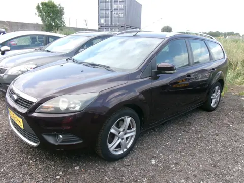 Ford FOCUS Wagon 1.6 Titanium (bj 2008)