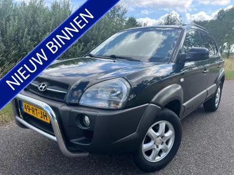 Hyundai Tucson 2.0i | Airco | Cruise | Trekhaak | APK mei 2027