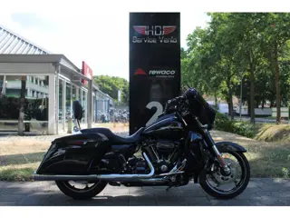 Harley-Davidson Street Glide  CVO