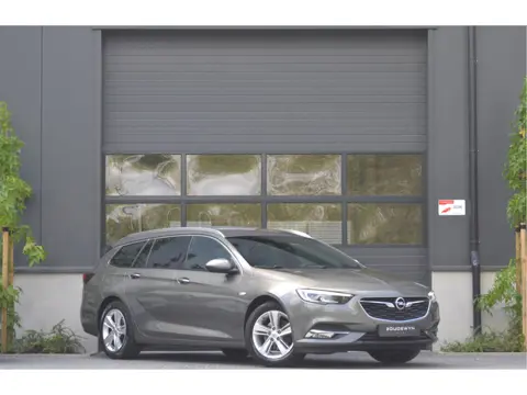 Opel Insignia Sports Tourer 1.5 Turbo Business+ Stoel/stuur verwarming | Trekhaak | Cruise Control |