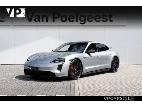 Porsche Taycan Sport Turismo GTS 93 kWh Sport Chrono | Bose sound system | Stoelen pakket