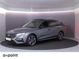 Skoda Octavia Combi 1.4 TSI RS iV PHEV Business 245 pk Automaat | Navigatie | Panoramadak | Parkeers