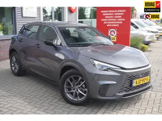 Lexus LBX Business Line 2WD / ACC / Camera / Carplay