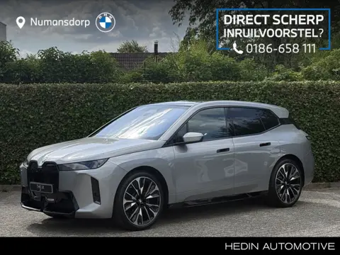 BMW iX xDrive45 | M-Sport Pro | 23'' | Luchtvering | Soft-Close | Panorama. | Stoelvent. | Driv. + P