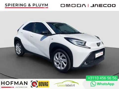 Toyota Aygo X 1.0 VVT-i MT Play | Stoelverwarming | LED | Als nieuw!