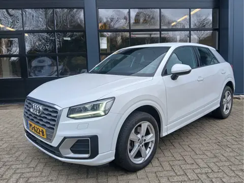 Audi Q2 1.0 TFSI / camera / trekhaak (bj 2018)