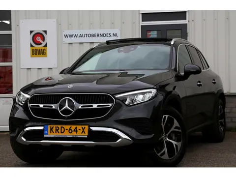 Mercedes-Benz GLC 300e 4MATIC Plug in hybride*Perfect Onderh.*Luchtvering/Pano/Massage/Stoelkoeling/