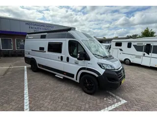 Chausson V697 VIP 9T Automaat lengtebedden