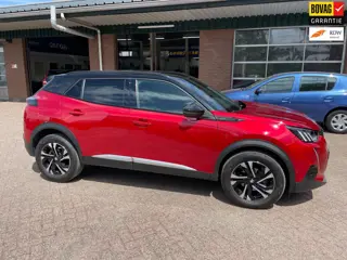 Peugeot 2008 1.2 PureTech GT, Camera, Trekhaak, Dodehoek waarschuwing