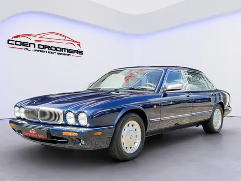 Daimler 4.0 V8 /Topstaat Youngtimer/Beige Leder/Stoelverwarming V+A/Elektr. Stoelen V+A/Clima&Cruise