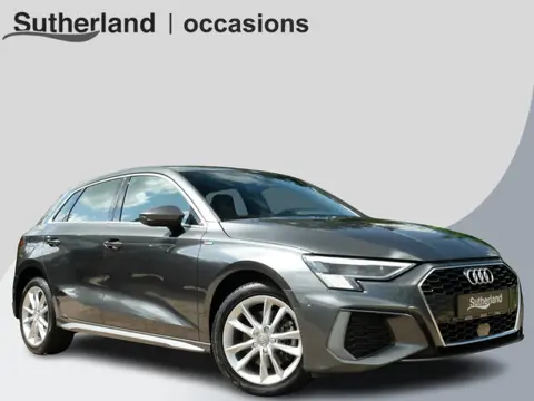 Audi A3 Sportback 40 TFSI S Line 204 PK | Trekhaak afneembaar | Lederen bekleding | Stoelverwarming 
