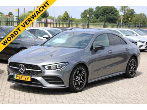 Mercedes-Benz CLA-Klasse 180 AUT7 AMG Line NIGHT PAKKET PANORAMADAK SFEER KEY-LESS GO