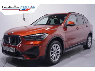BMW X1 sDrive18i Executive Edition NAP Navi Led koplampen Head-up Trekhaak Camera PDC v+a