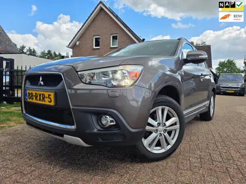Mitsubishi ASX 1.6 Intense ClearTec, Pano, Cruise, Keyless