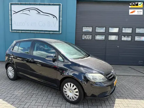 Volkswagen Golf Plus 1.6 FSI Optive 3 Inruilkoopje zo mee. Clima Cruise Trekhaak