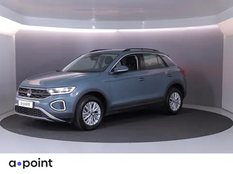 Volkswagen T-Roc 1.0 TSI Life 110 pk | Navigatie via App | LED koplampen | Parkeersensoren (Park ass
