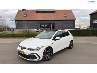 Volkswagen GOLF 2.0 TSI GTI Panoramadak Leer Stoelverwarming/Verkoeling Camera Keyless entry