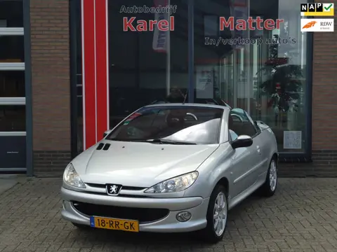 Peugeot 206 CC 1.6-16V *WEINIG KM'S* *NETTE AUTO*