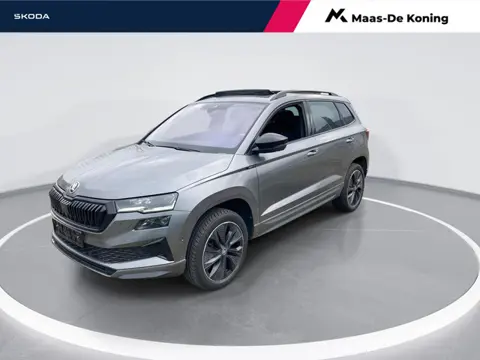 Skoda Karoq 1.5TSI/150PK ACT Sportline DSG · Panoramadak · 360°Camera + Parkeersensoren · Navigatie 