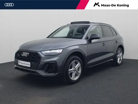 Audi Q5 50 TFSIe 220kW/299PK S Line · Panoramadak · Apple/Android Car Play · Adaptive Cruise Control