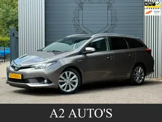 Toyota Auris Touring Sports 1.8 Hybrid Dynamic Ultimate|NAVI