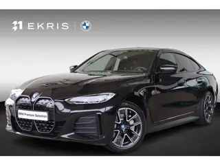 BMW i4 eDrive40 84 kWh | SOH 98.5% | M-Sport | Head-Up | Stoelverwarming | Camera | PDC V+A | 18''