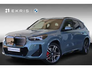 BMW iX1 eDrive20 67 kWh M Sport Edition | SOH 100% | M Sport Pro | Harman Kardon | Panoramadak | Ele