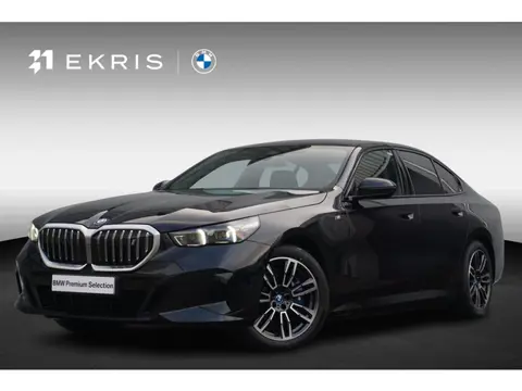 BMW i5 Sedan xDrive40 M Sportpakket 19'' / Panoramadak / Harman Kardon / Parking Assistant Plus / Tr