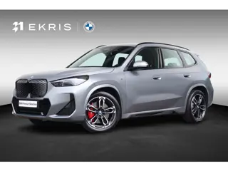 BMW iX1 eDrive20 67 kWh M Sport Edition | SoH 100% | Sportpakket Pro | 19'' LM | Stoelverwarming Voo