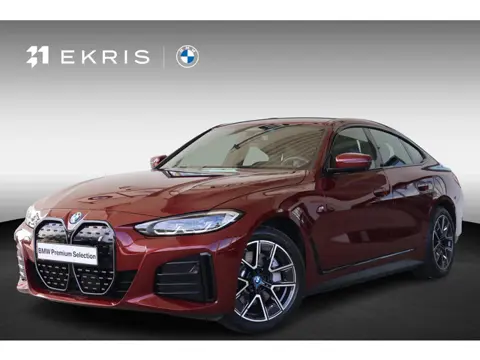 BMW i4 eDrive40 | SOH 99% | M Sport | Stoelverwarming | Driving Assistant | Rondomzicht Camera