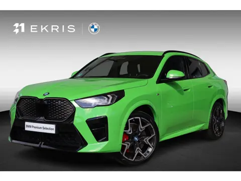 BMW iX2 eDrive20 | SOH 100% | M Sportpakket Pro | Harman/Kardon | Head-Up Display | Driving Assistan