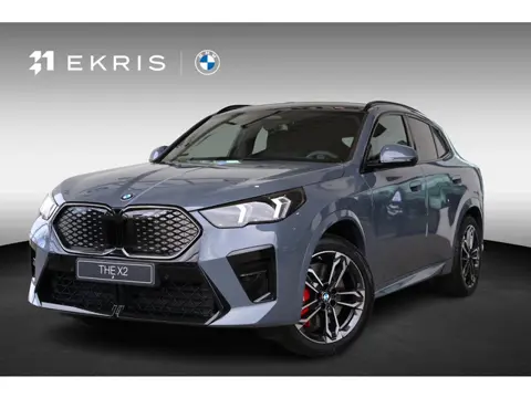 BMW iX2 xDrive30 M Sport Edition | M Sportpakket Pro | Innovation Pack | Comfort Pack | Panoramadak