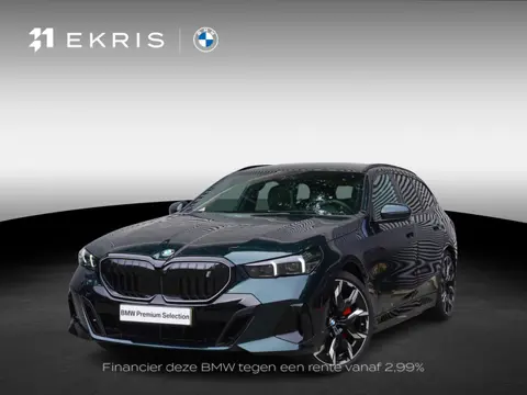 BMW i5 Touring eDrive40 | M Sportpakket Pro | Glazen panoramadak | Adaptief onderstel professional |