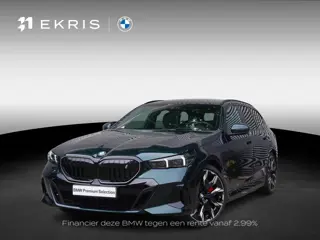 BMW i5 Touring eDrive40 | M Sportpakket Pro | Glazen panoramadak | Adaptief onderstel professional |