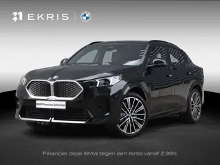 BMW iX2 eDrive20 | M Sportpakket | Innovation Pack | Head-Up | Elektr. Stoelen | Parking Assistant P